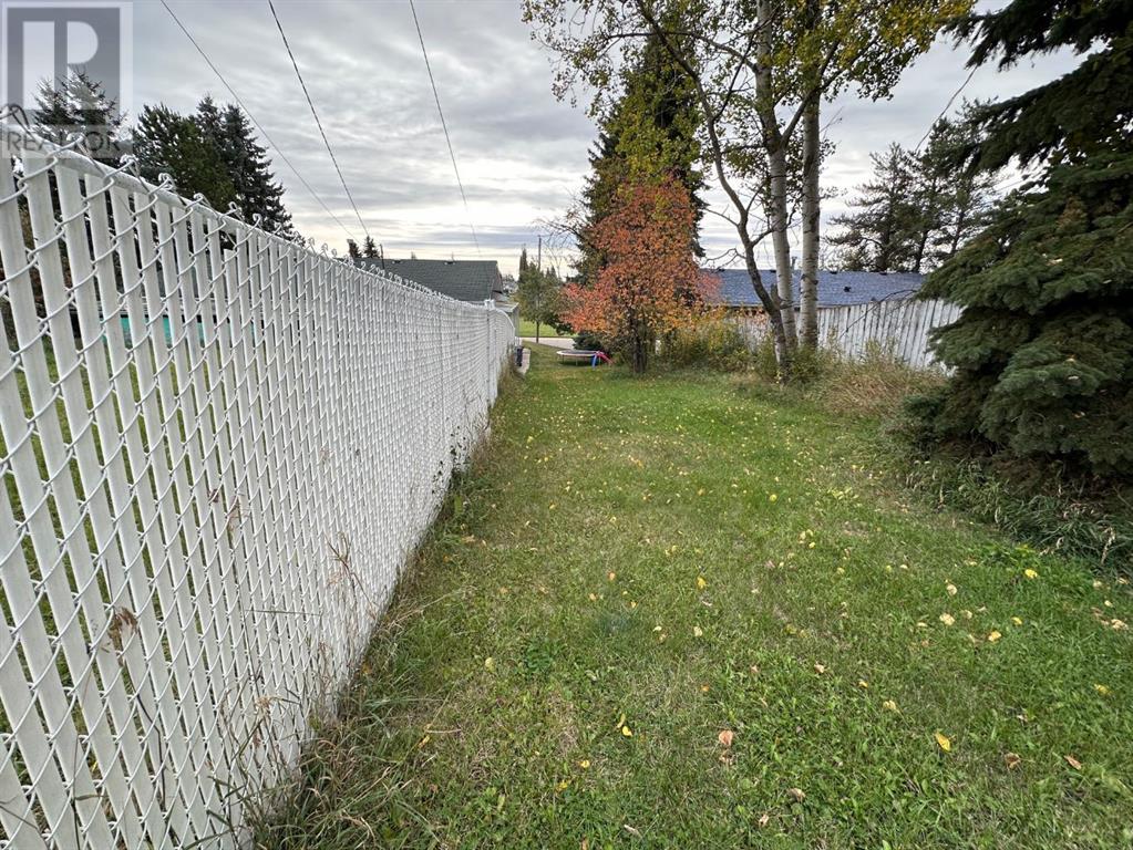 10318 103 Ave, Lac La Biche