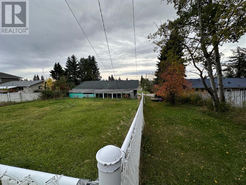 10318 103 Ave, Lac La Biche
