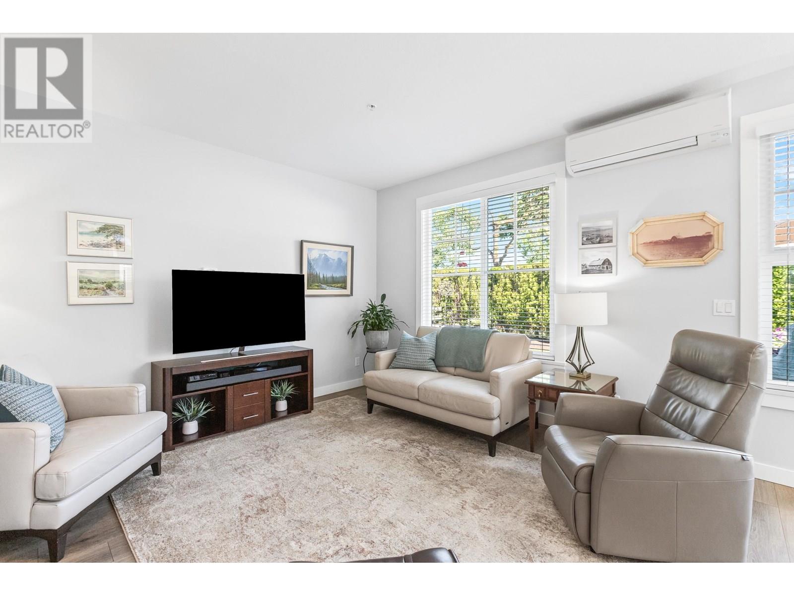 41 19452 FRASER WAY, Pitt Meadows real estate listing R3013835
