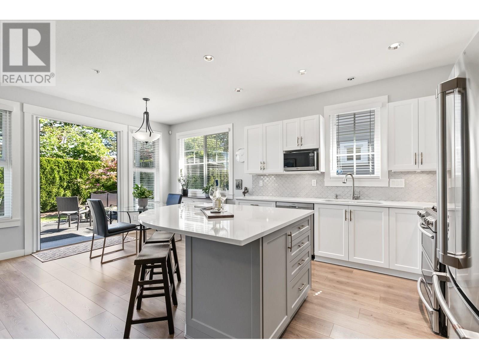 41 19452 FRASER WAY, Pitt Meadows real estate listing R3013835