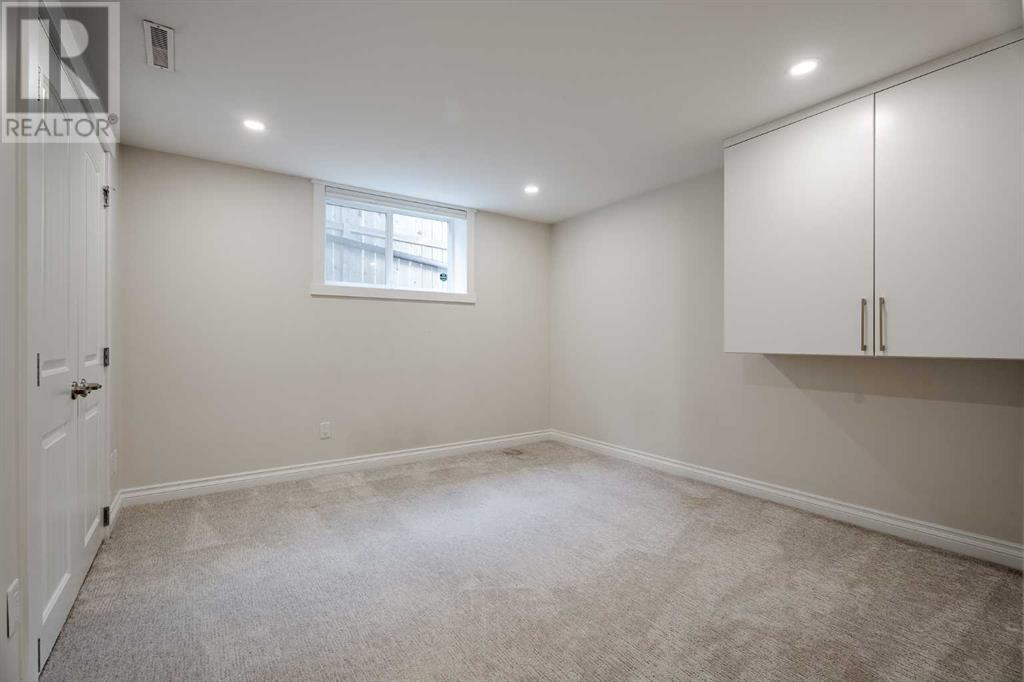 Single Family House Bungalow for Sale in  Brisebois Drive NW Brentwood Calgary 