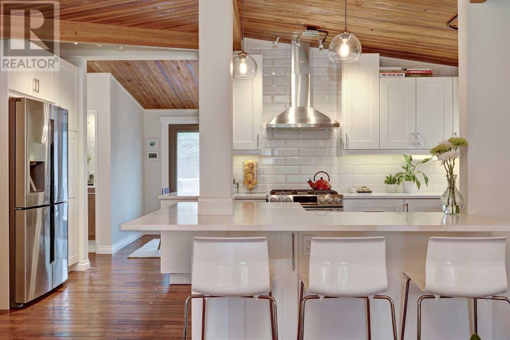 Single Family House Bungalow for Sale in  Brisebois Drive NW Brentwood Calgary 