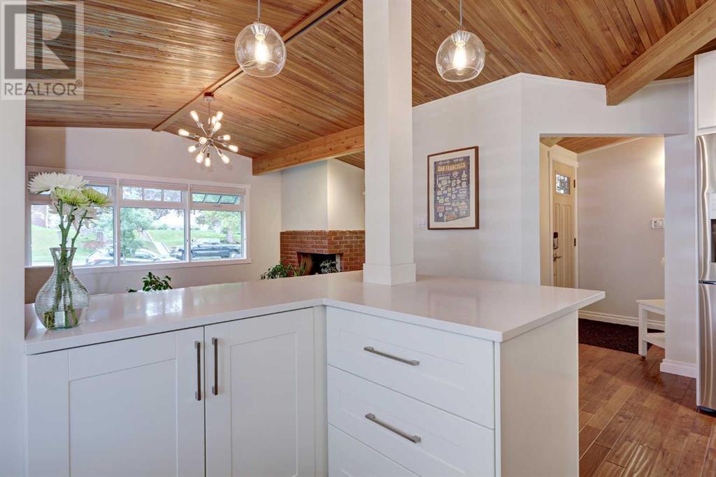 Single Family House Bungalow for Sale in  Brisebois Drive NW Brentwood Calgary 