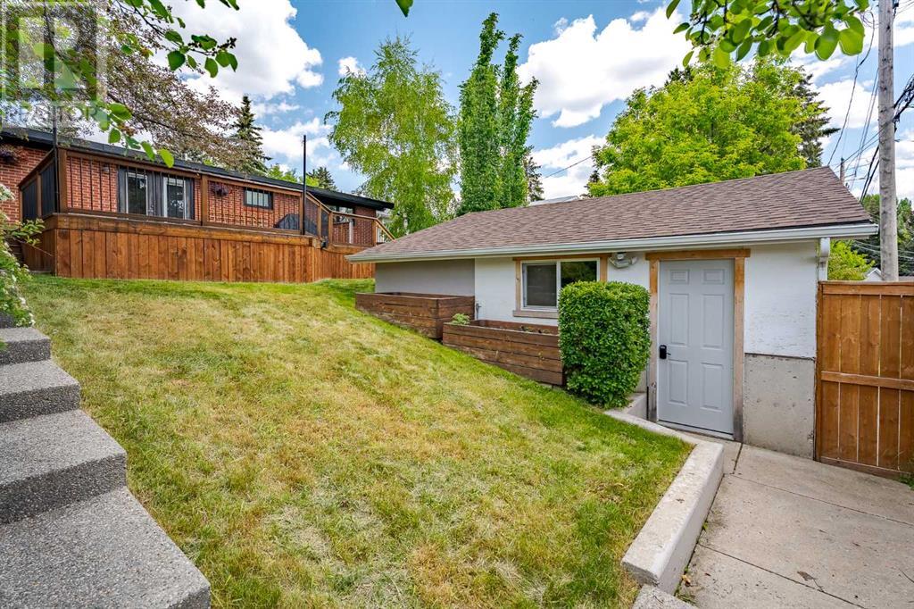 Single Family House Bungalow for Sale in  Brisebois Drive NW Brentwood Calgary 