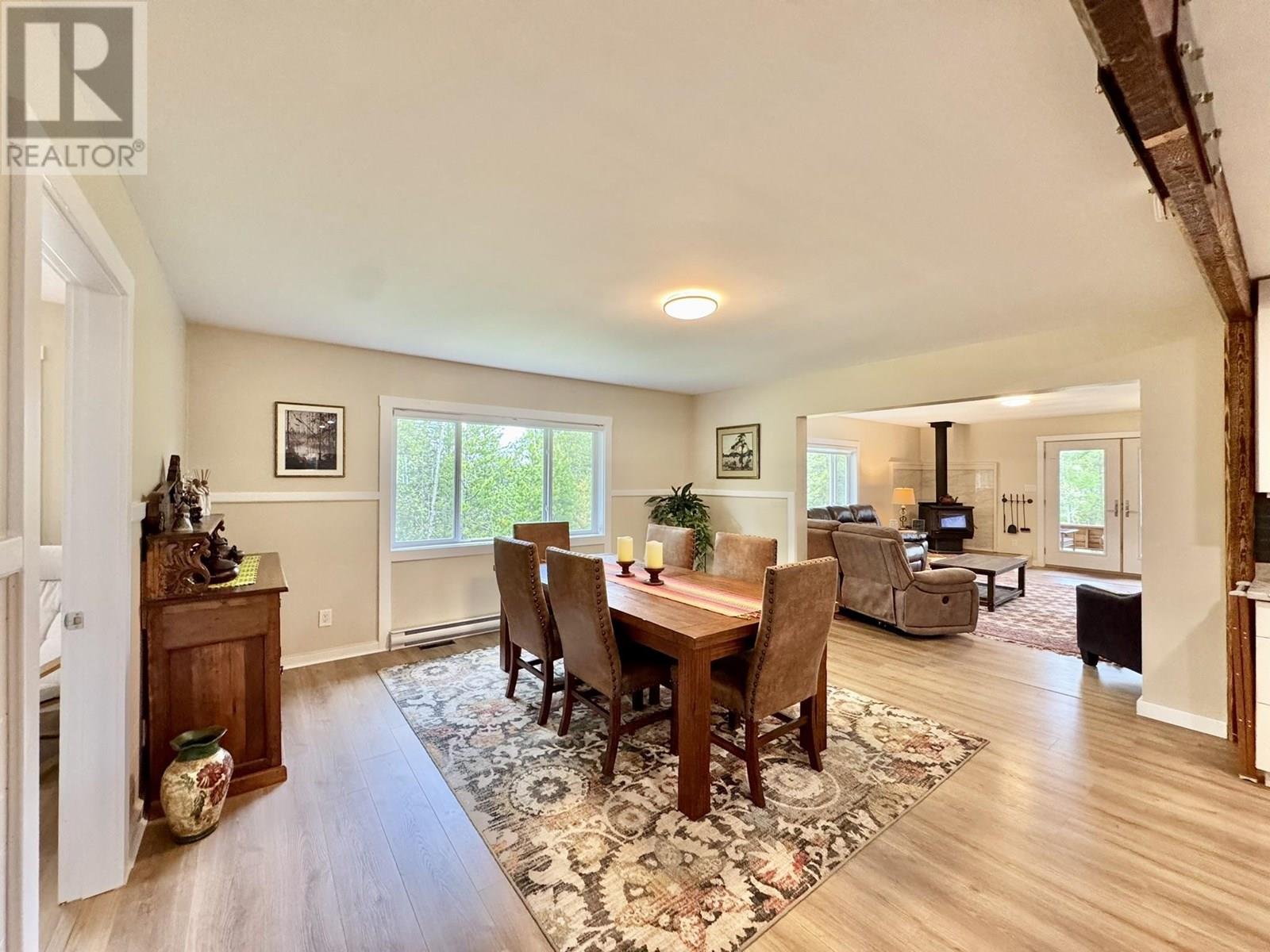 5606 LITTLE FORT 24 HIGHWAY, Lone Butte