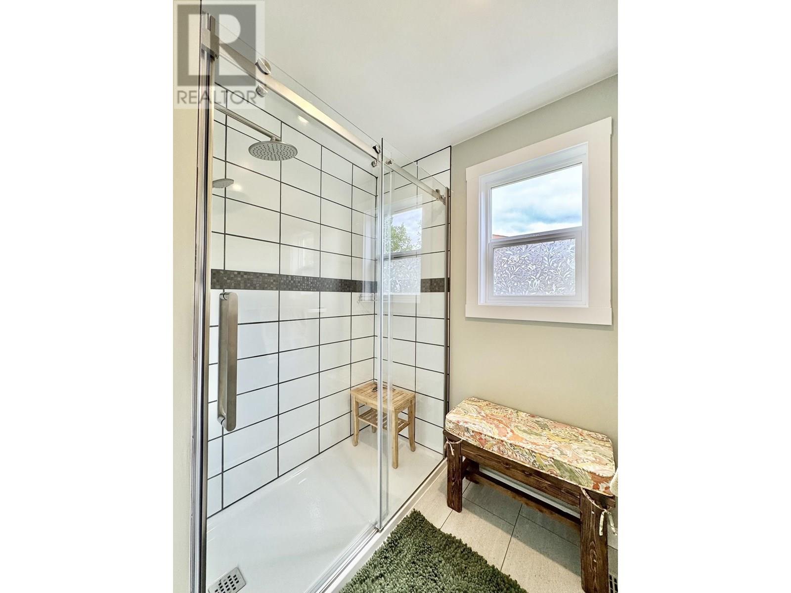 5606 LITTLE FORT 24 HIGHWAY, Lone Butte