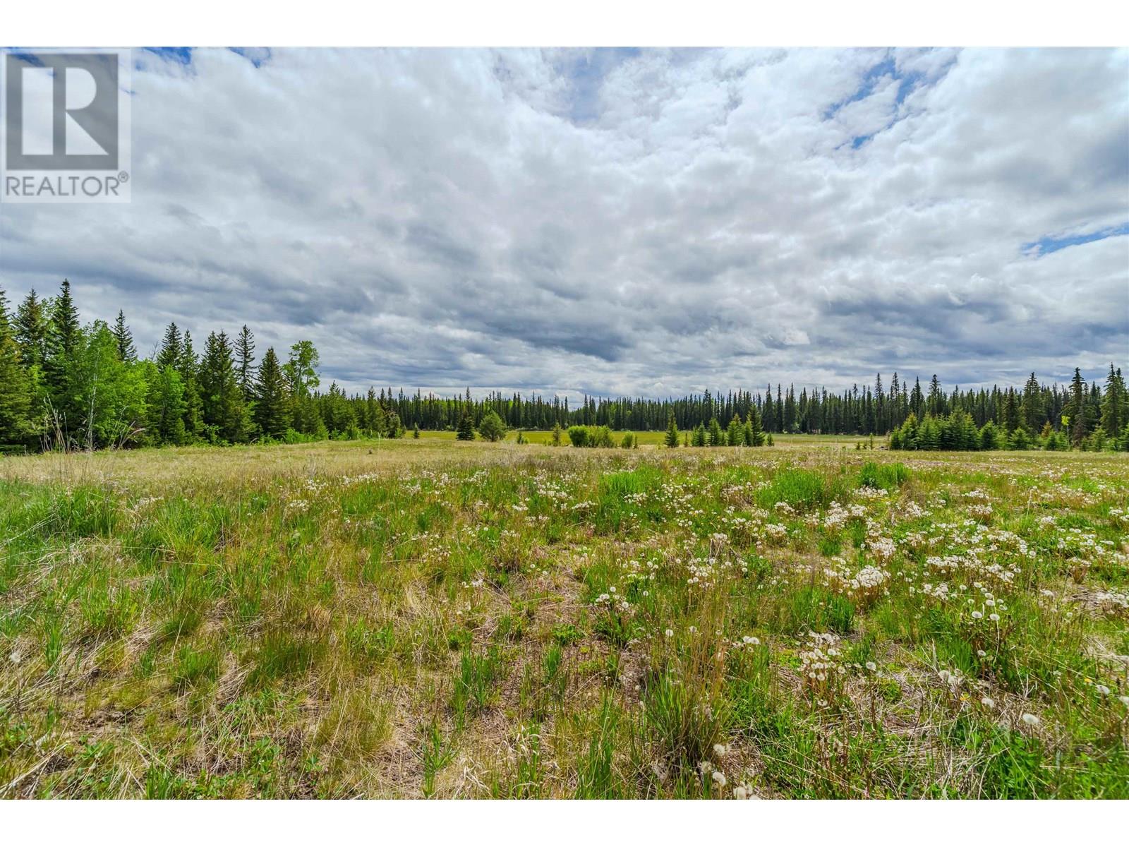 5606 LITTLE FORT 24 HIGHWAY, Lone Butte
