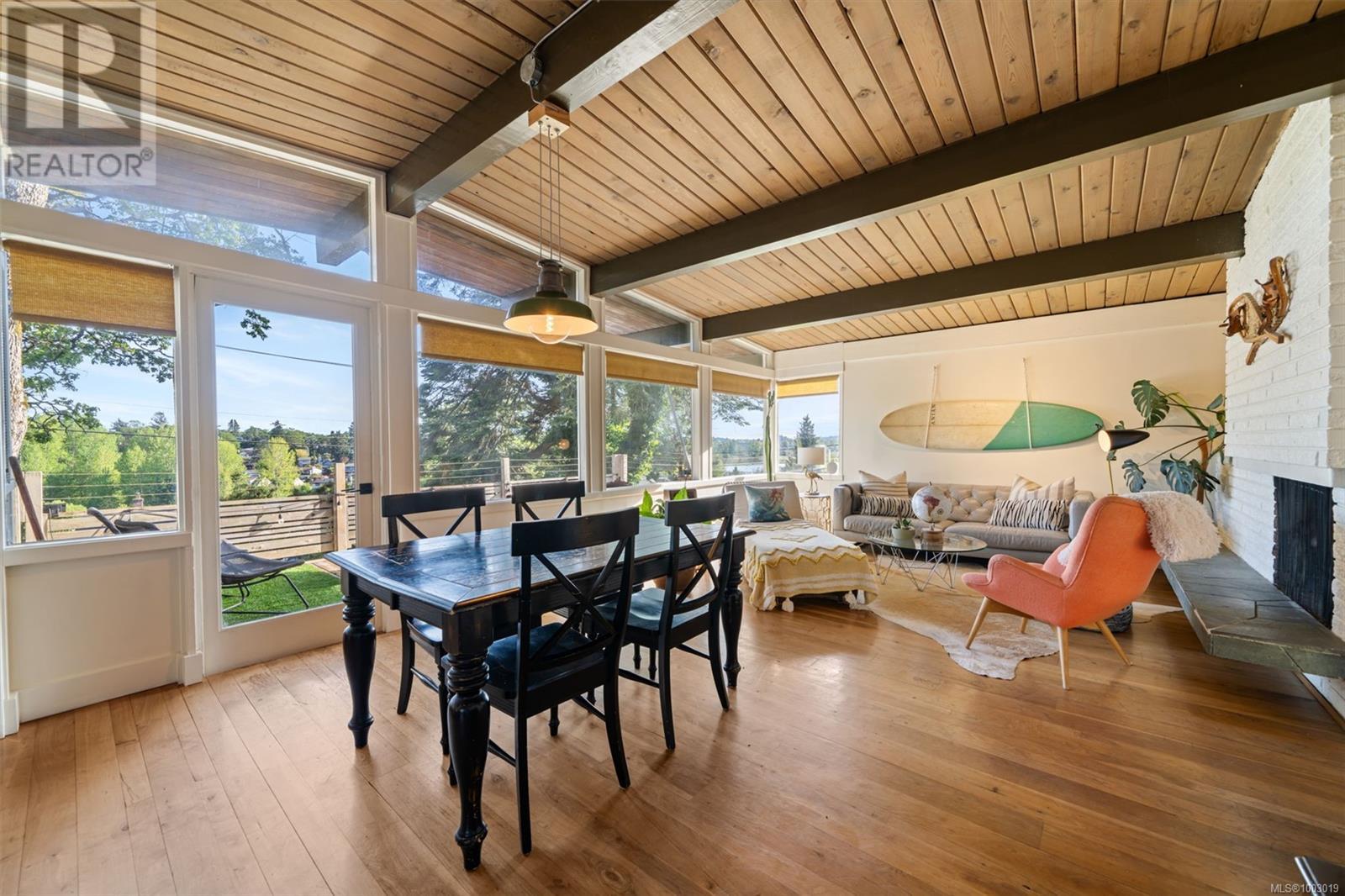 996 GREENRIDGE CRES - Image 17