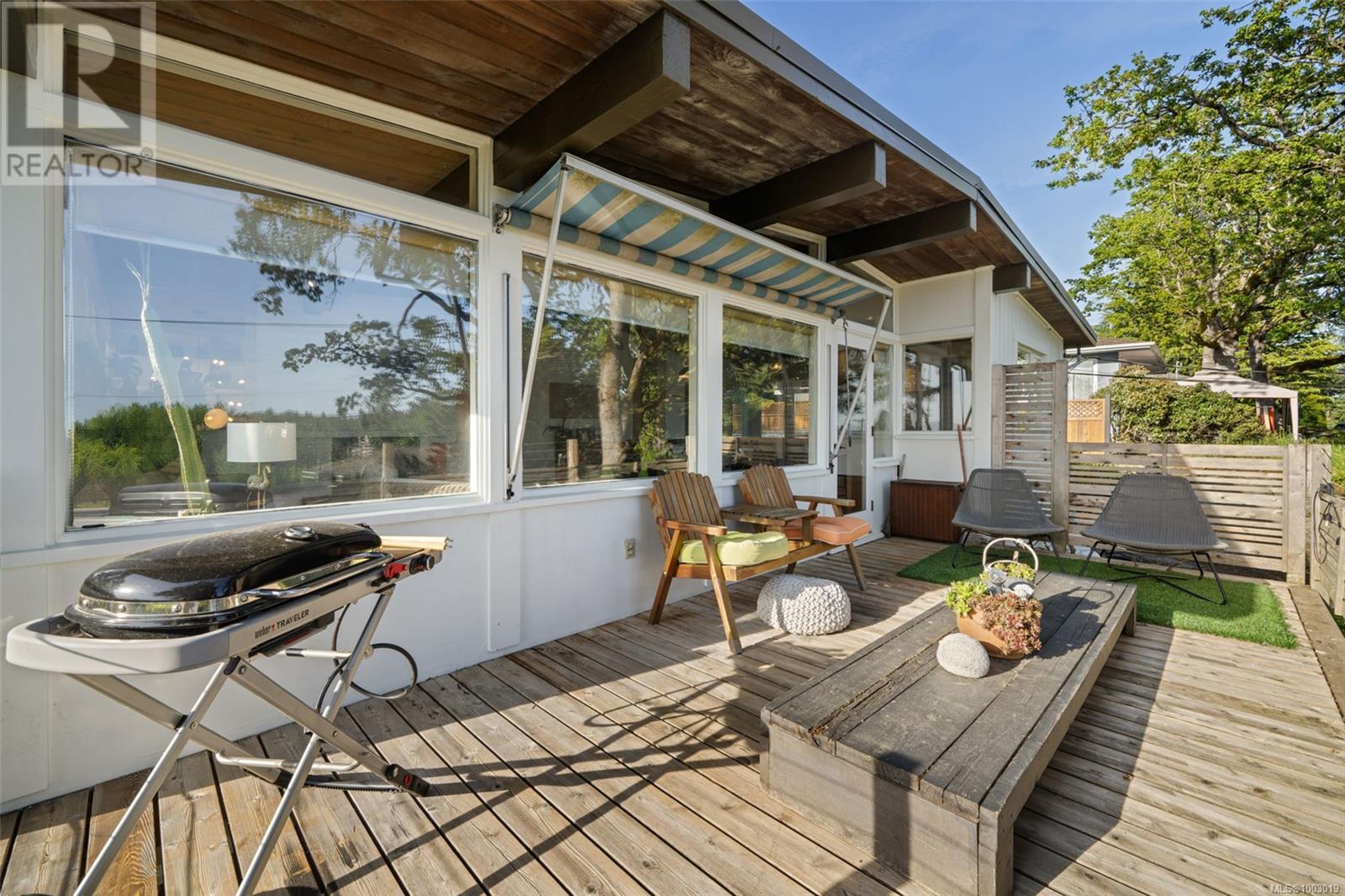996 GREENRIDGE CRES - Image 32