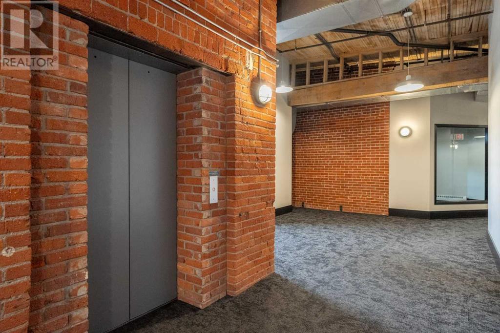 Single Family House Loft for Sale in    Avenue SW Beltline Calgary 