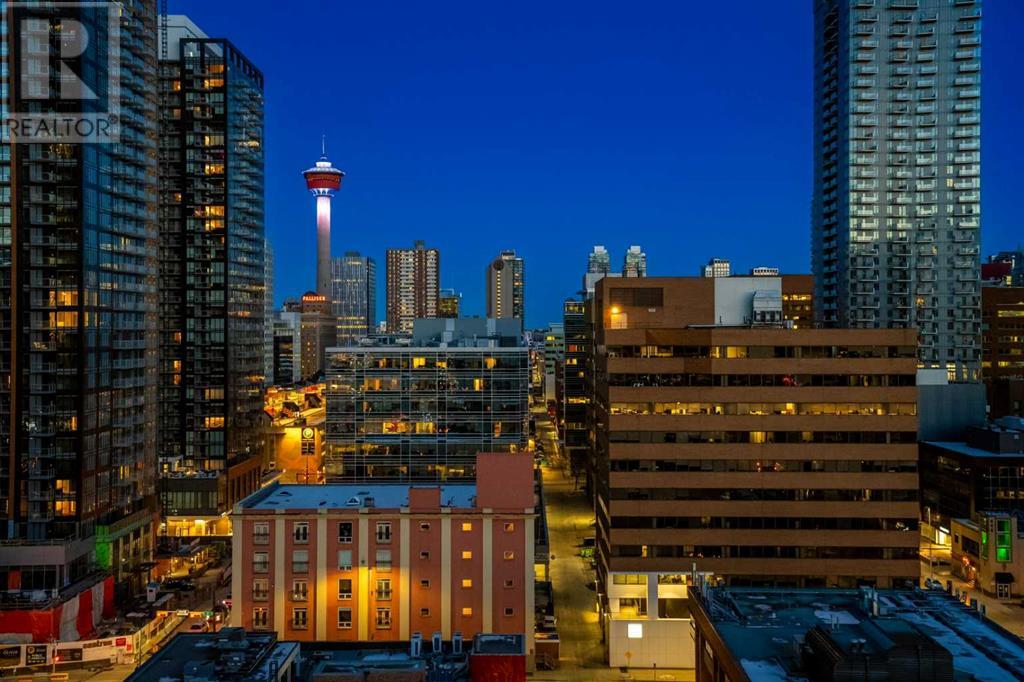 Single Family House Loft for Sale in    Avenue SW Beltline Calgary 