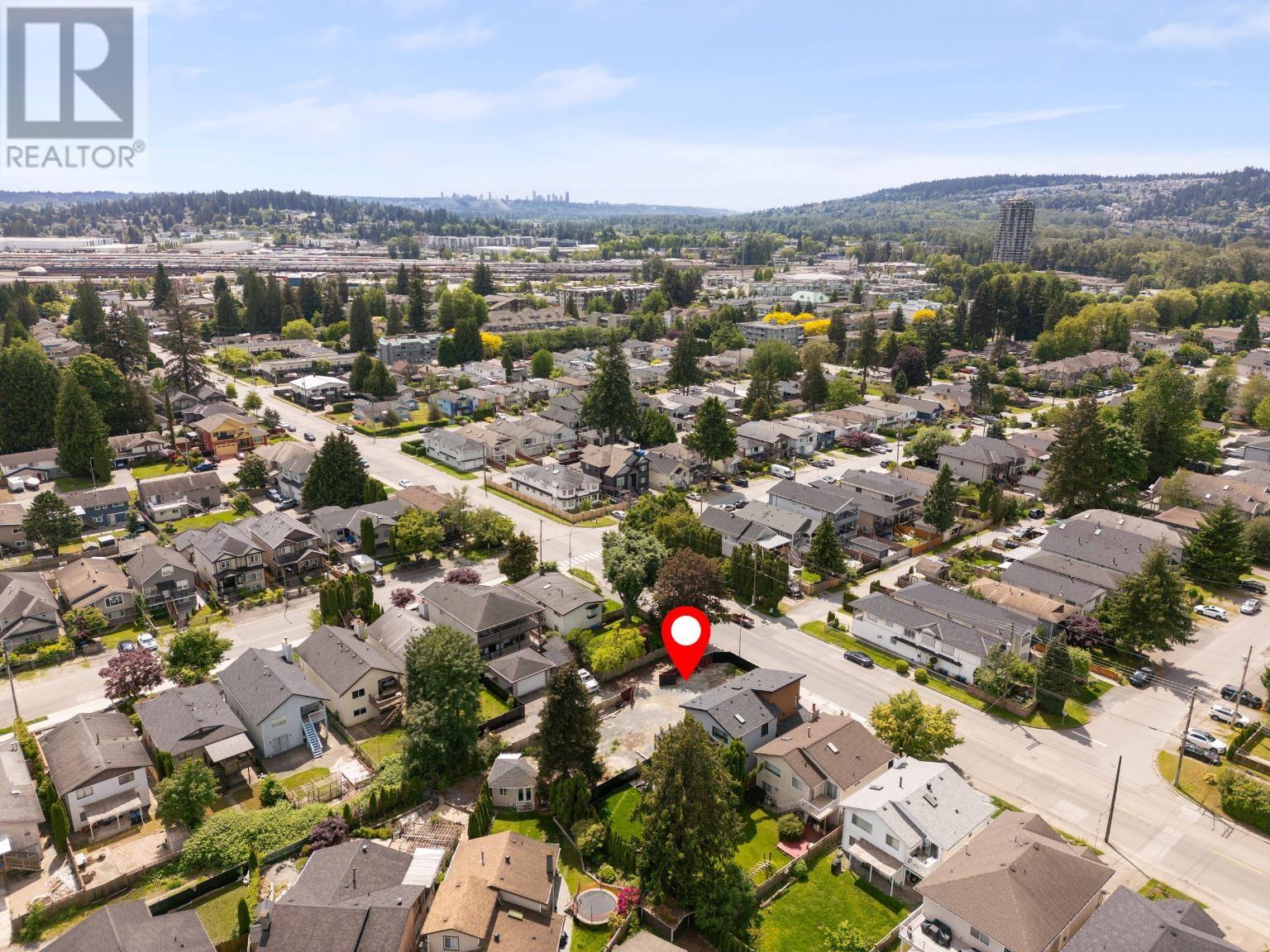 Photo 19 of 3142 Oxford Street, Port Coquitlam BC