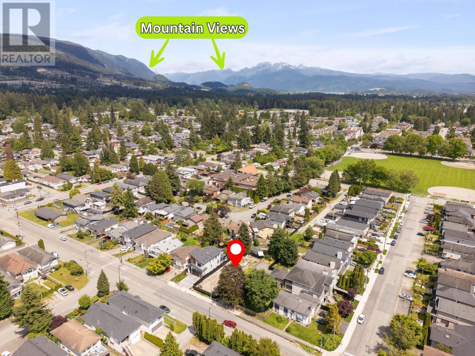 Photo 10 of 3142 Oxford Street, Port Coquitlam BC