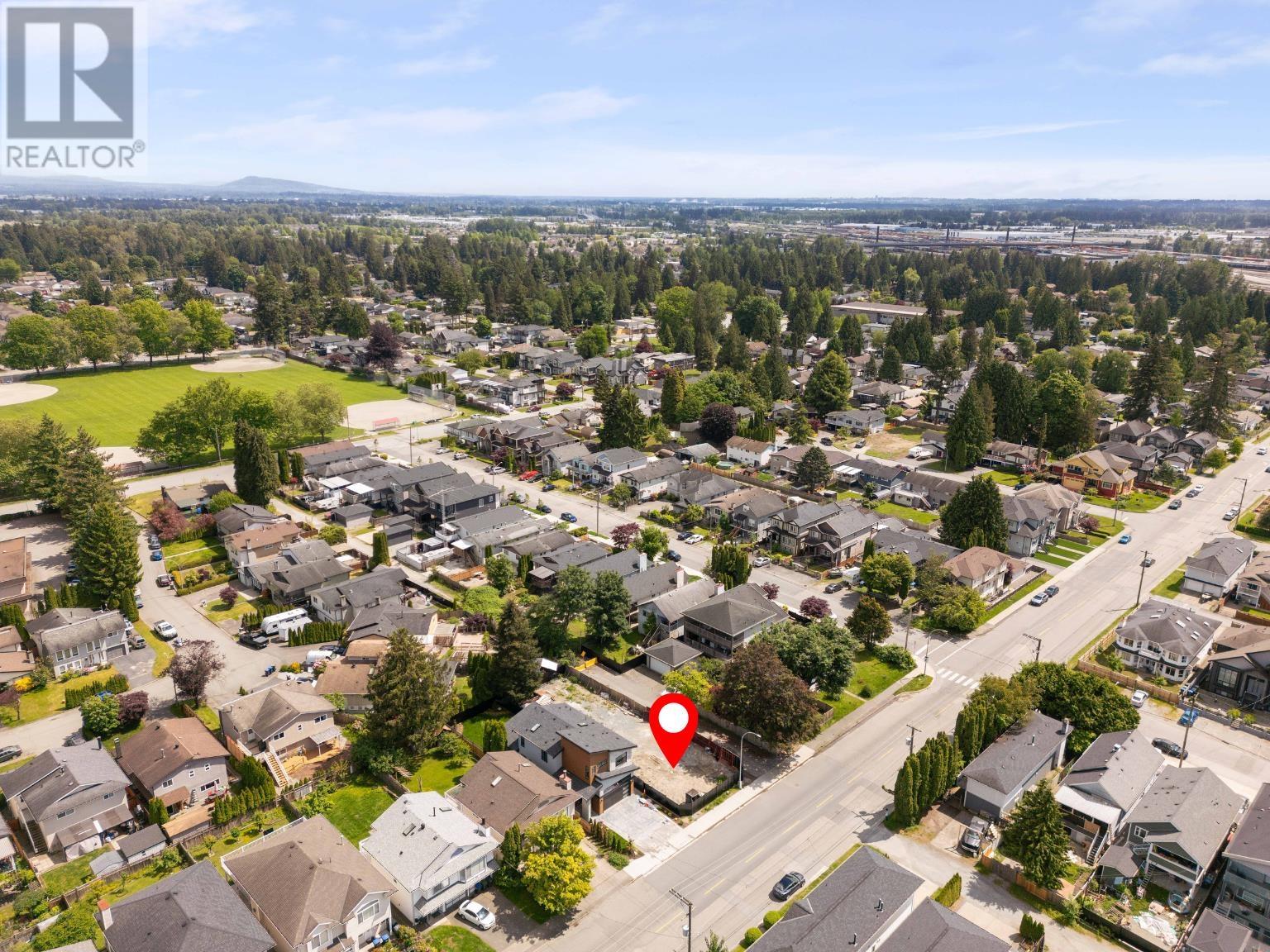Photo 17 of 3142 Oxford Street, Port Coquitlam BC