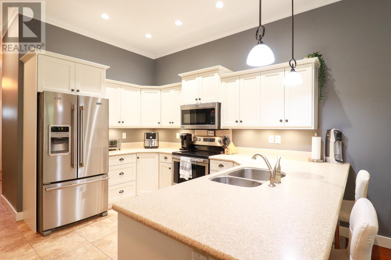 #107 2629 CORNWALL DRIVE - Image 4