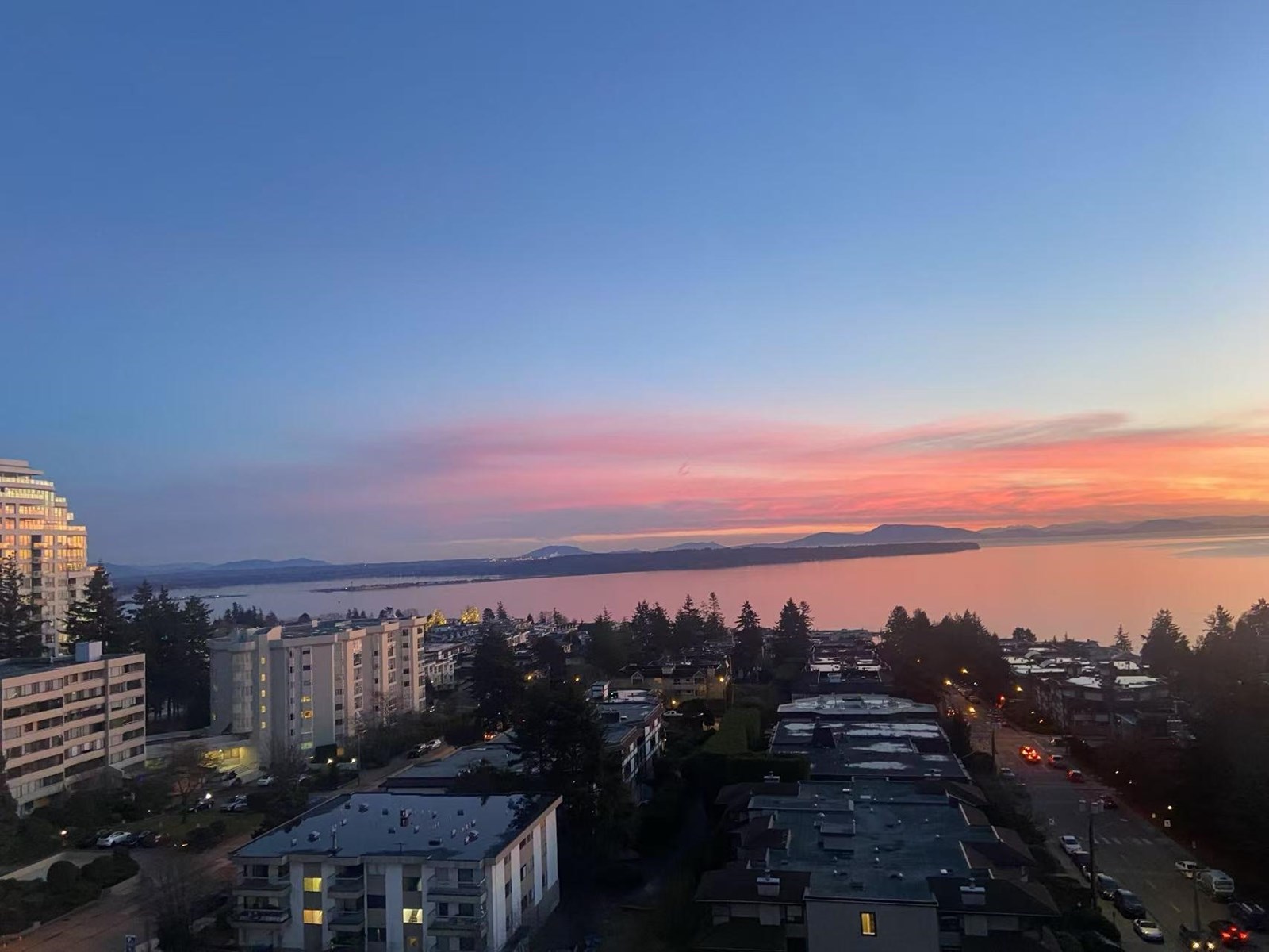 1106 1500 MARTIN STREET, White Rock real estate listing R2965298