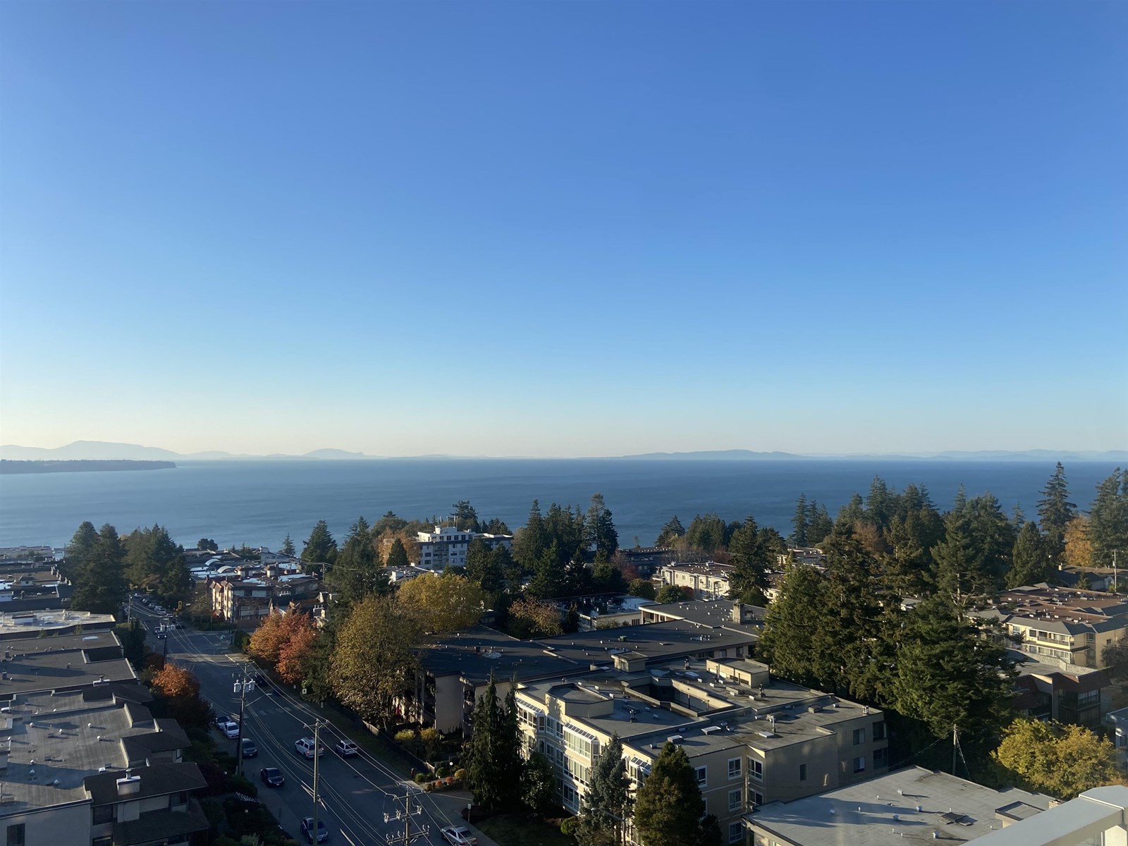 1106 1500 MARTIN STREET, White Rock real estate listing R2965298