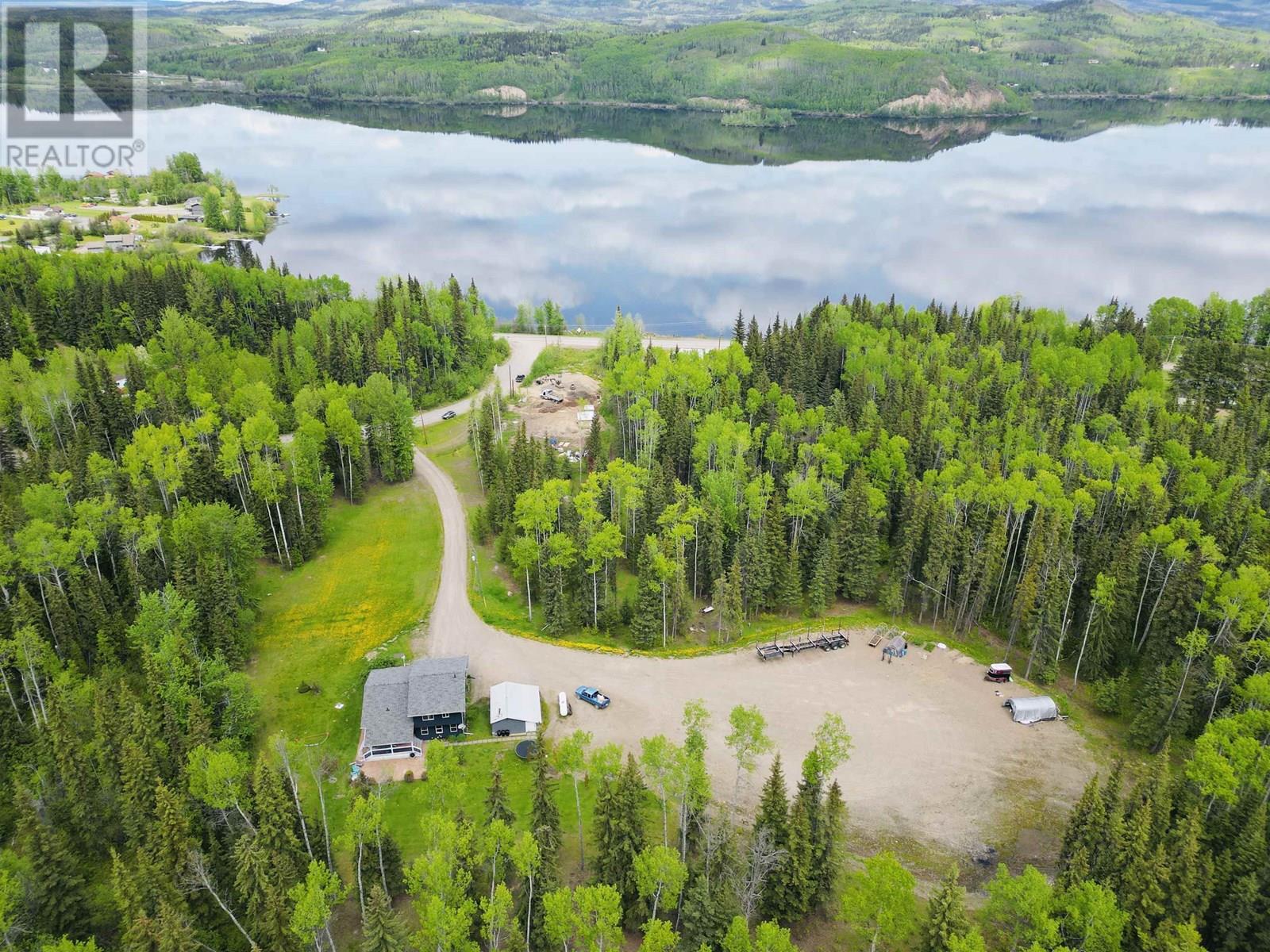 415 BEACH Road, Burns Lake