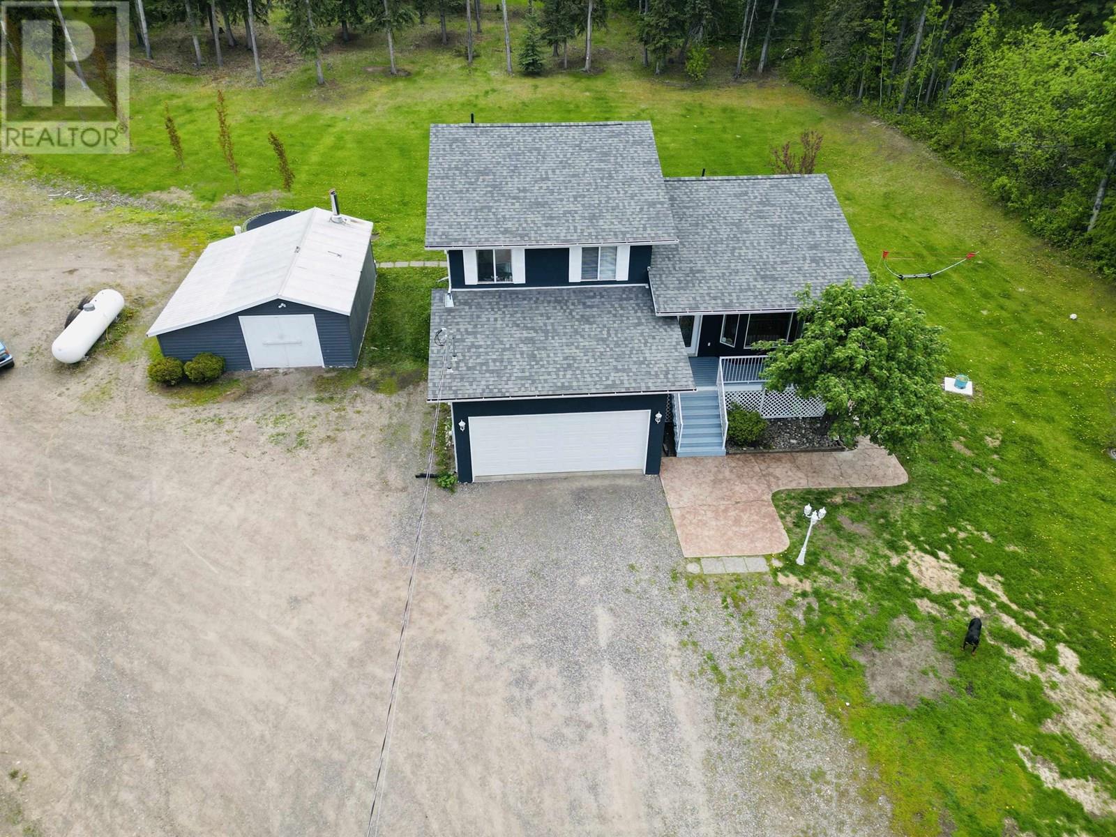 415 BEACH Road, Burns Lake