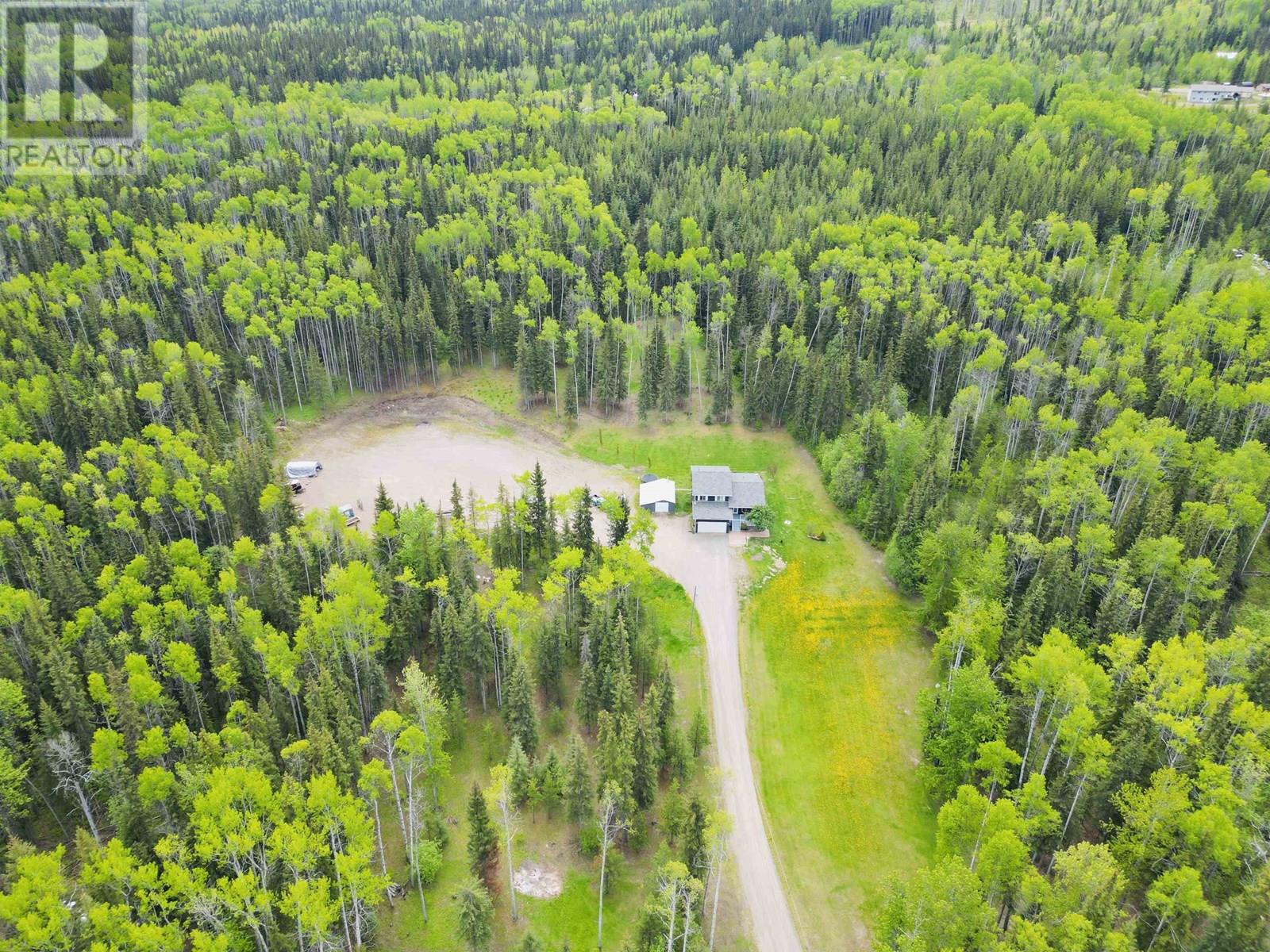 415 BEACH Road, Burns Lake