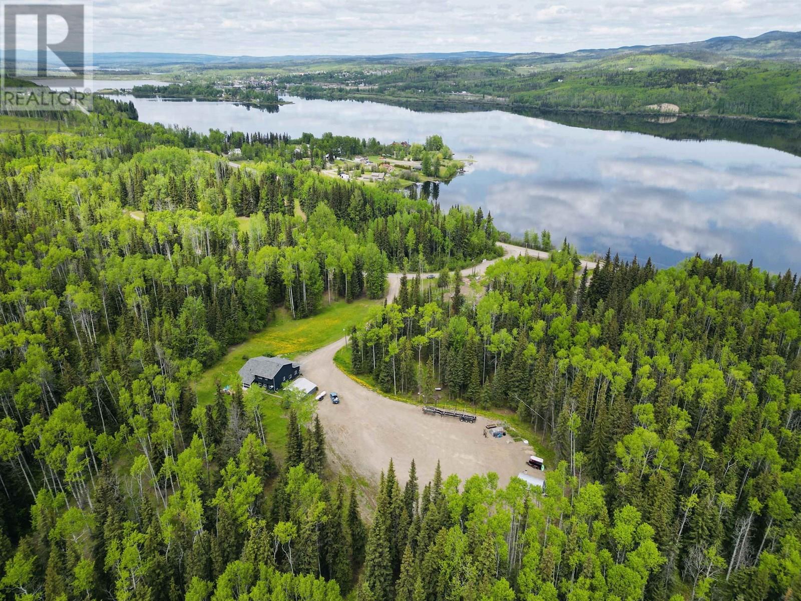415 BEACH Road, Burns Lake