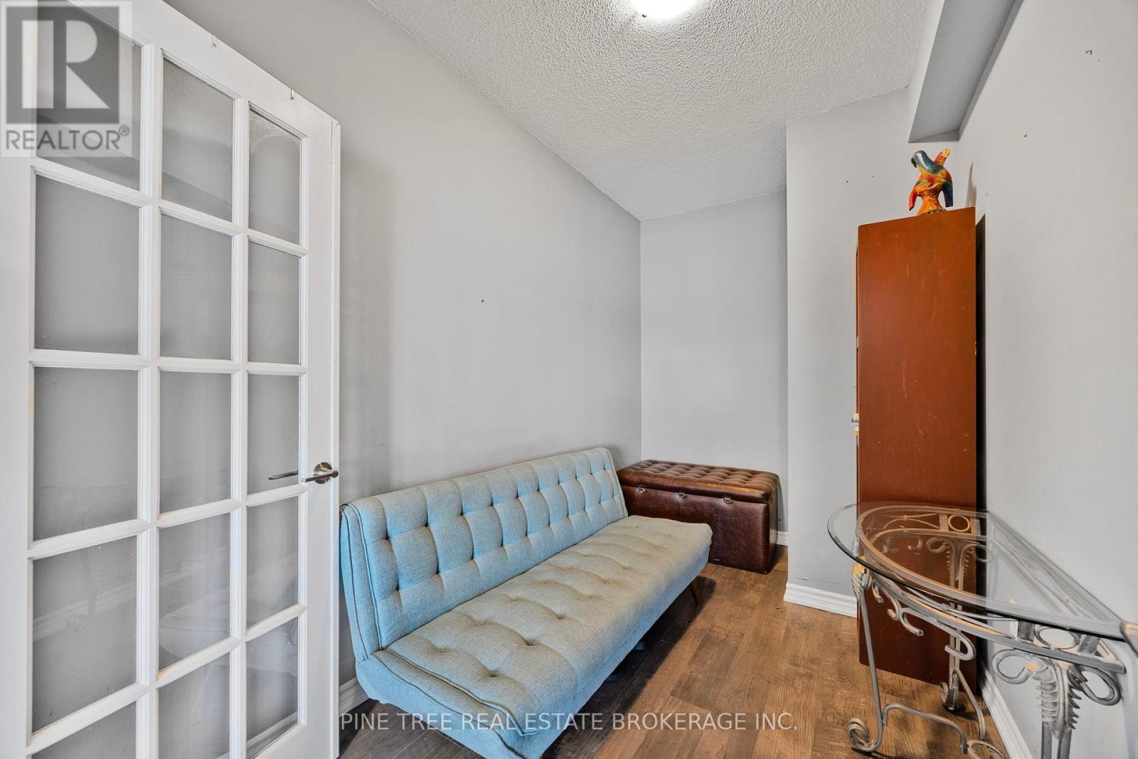 Photo 19 of 205 720 Yonge Street, Barrie ON
