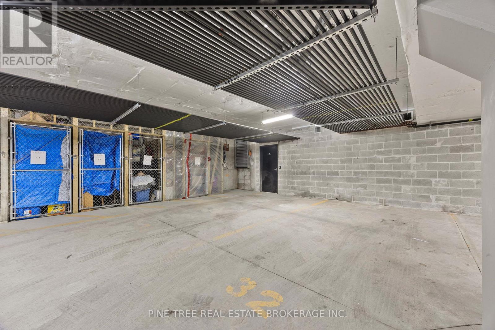 Photo 35 of 205 720 Yonge Street, Barrie ON