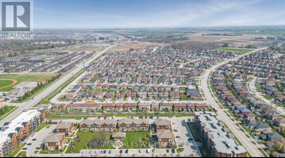 Photo 15 of 205 720 Yonge Street, Barrie ON