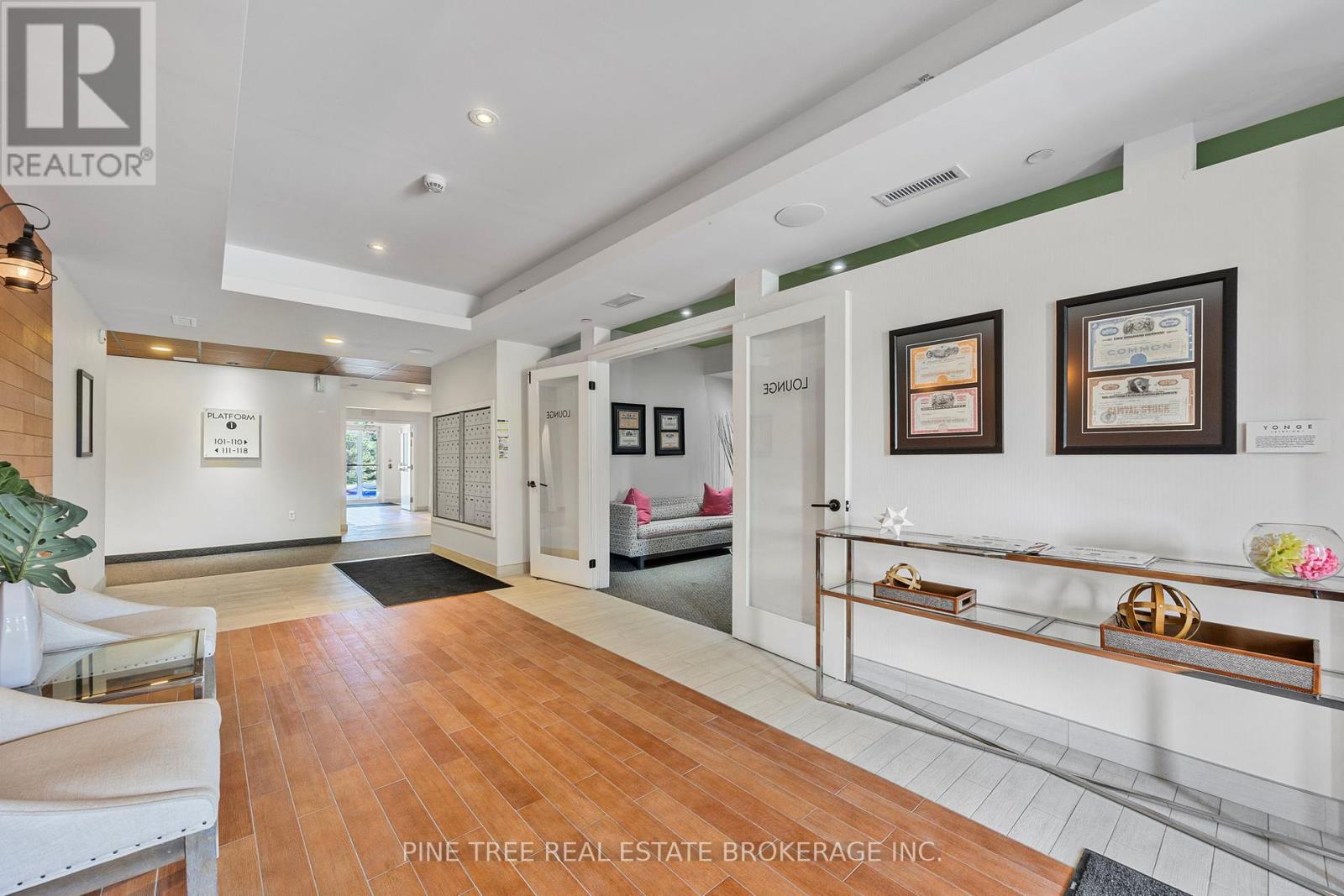 Photo 11 of 205 720 Yonge Street, Barrie ON