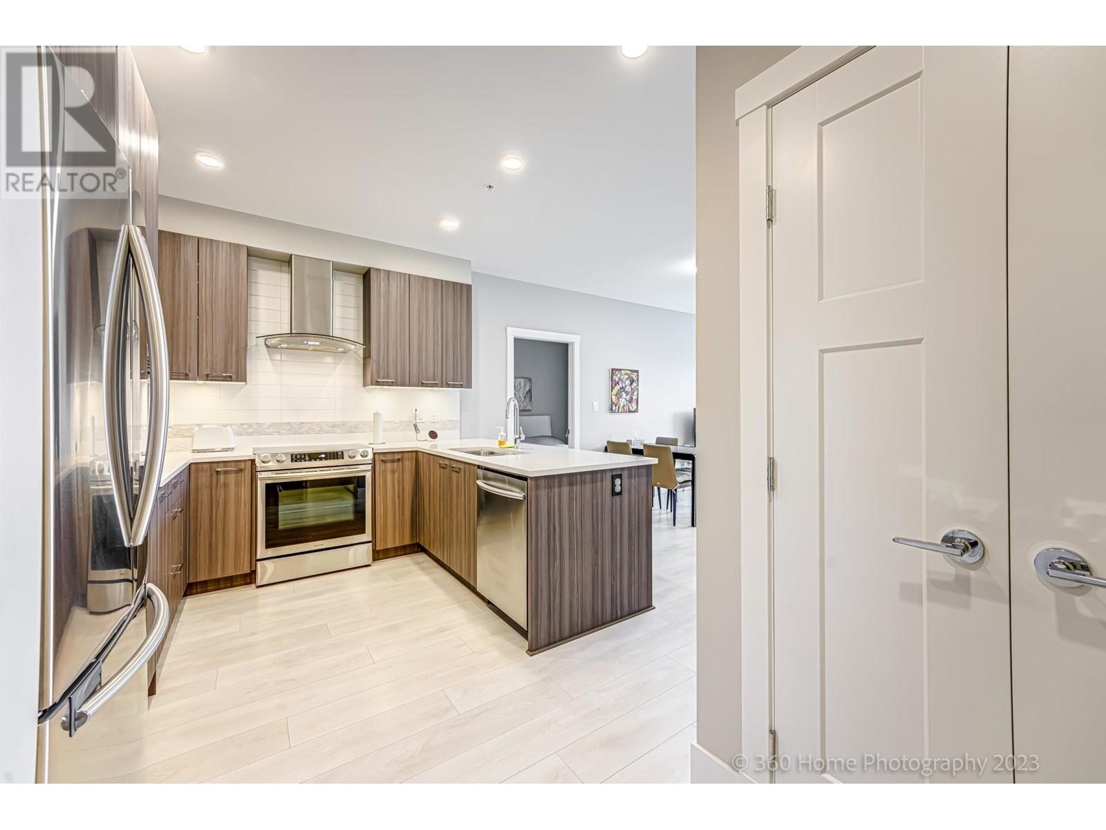 223 4690 HAWK LANE, Tsawwassen