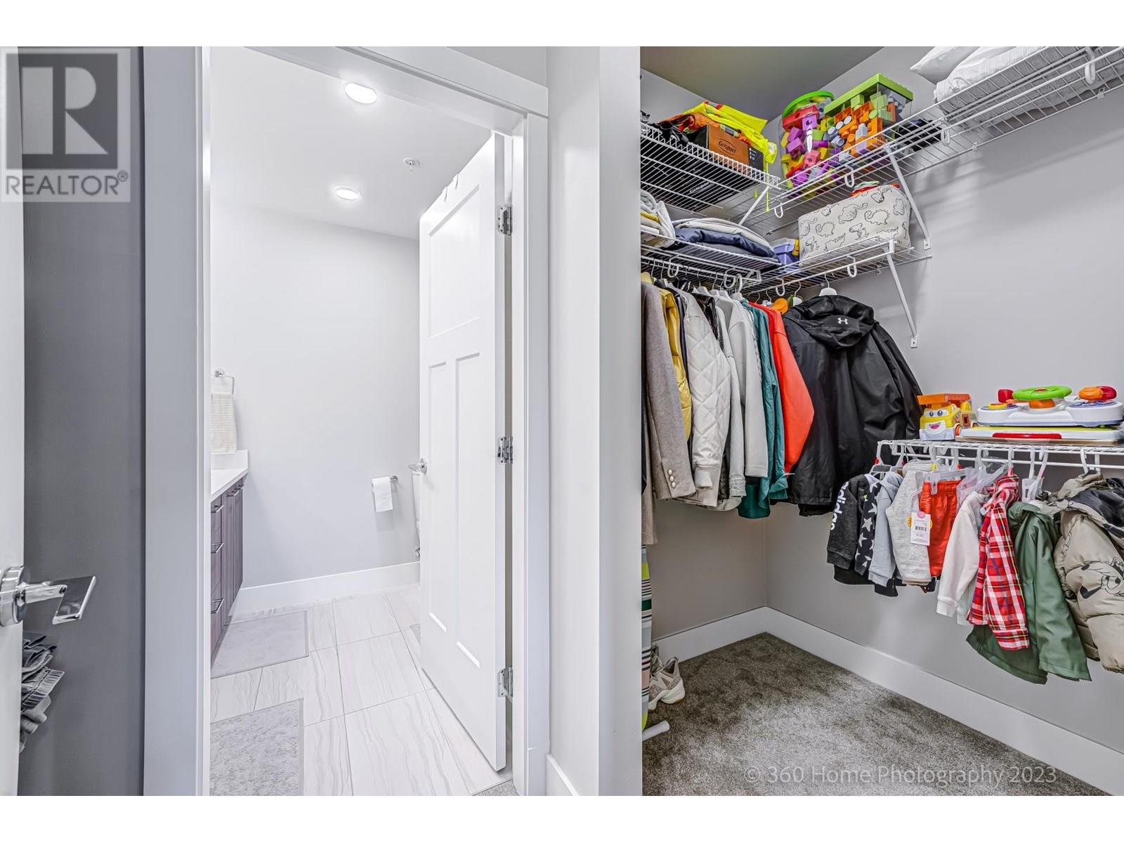 223 4690 HAWK LANE, Tsawwassen
