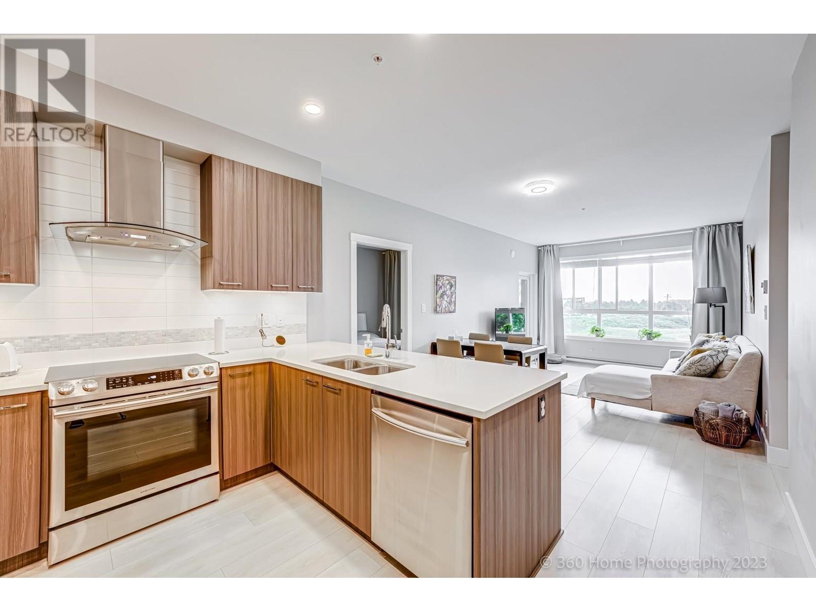 223 4690 HAWK LANE, Tsawwassen