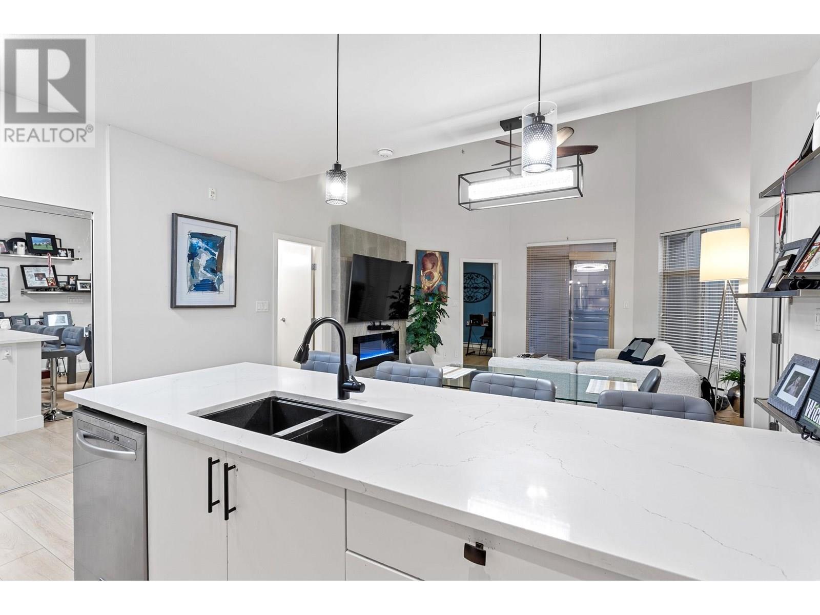 408 101 MORRISSEY ROAD, Port Moody real estate listing R2993450