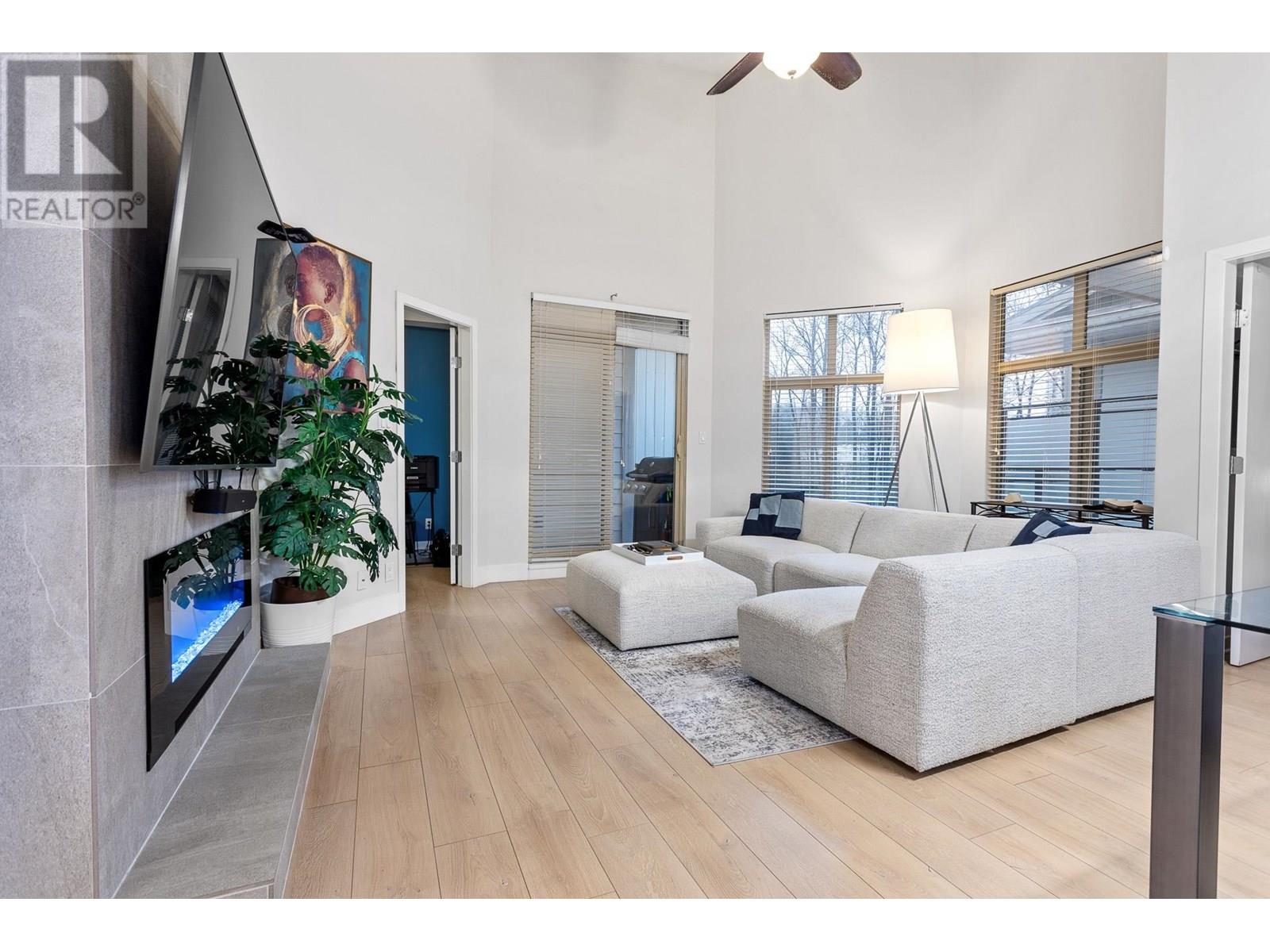 408 101 MORRISSEY ROAD, Port Moody real estate listing R2993450