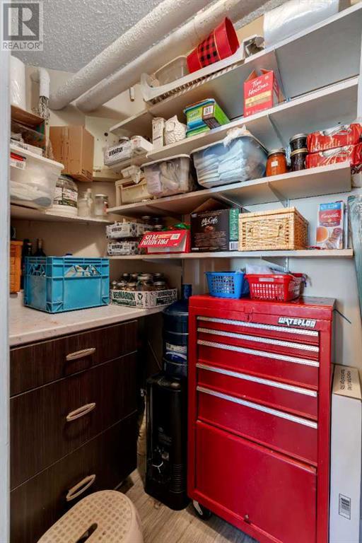 Single Family House for Sale in    Avenue SW Downtown West End Calgary 