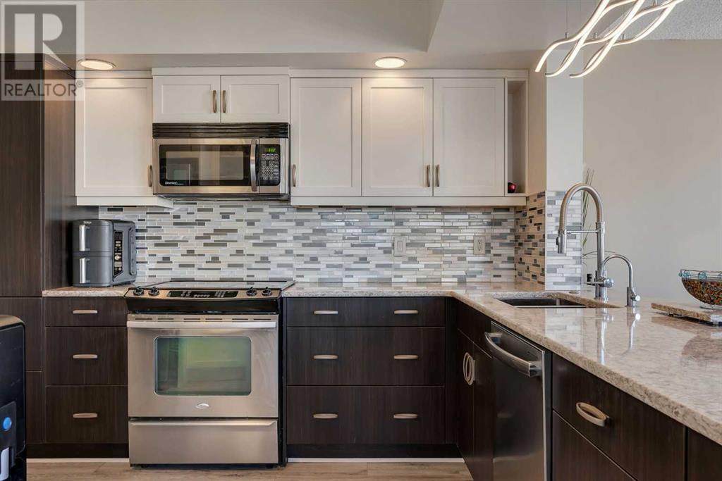 Single Family House for Sale in    Avenue SW Downtown West End Calgary 