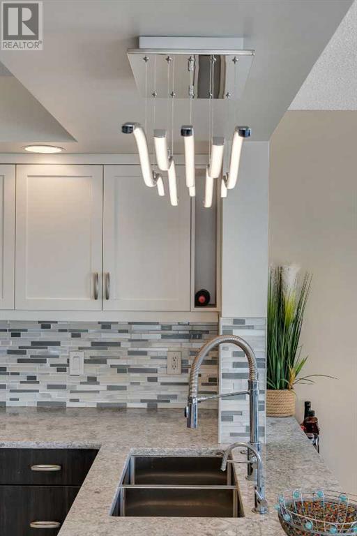Single Family House for Sale in    Avenue SW Downtown West End Calgary 