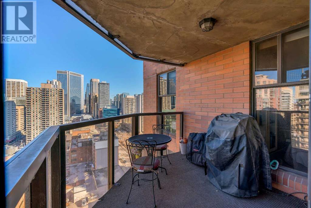 Single Family House for Sale in    Avenue SW Downtown West End Calgary 