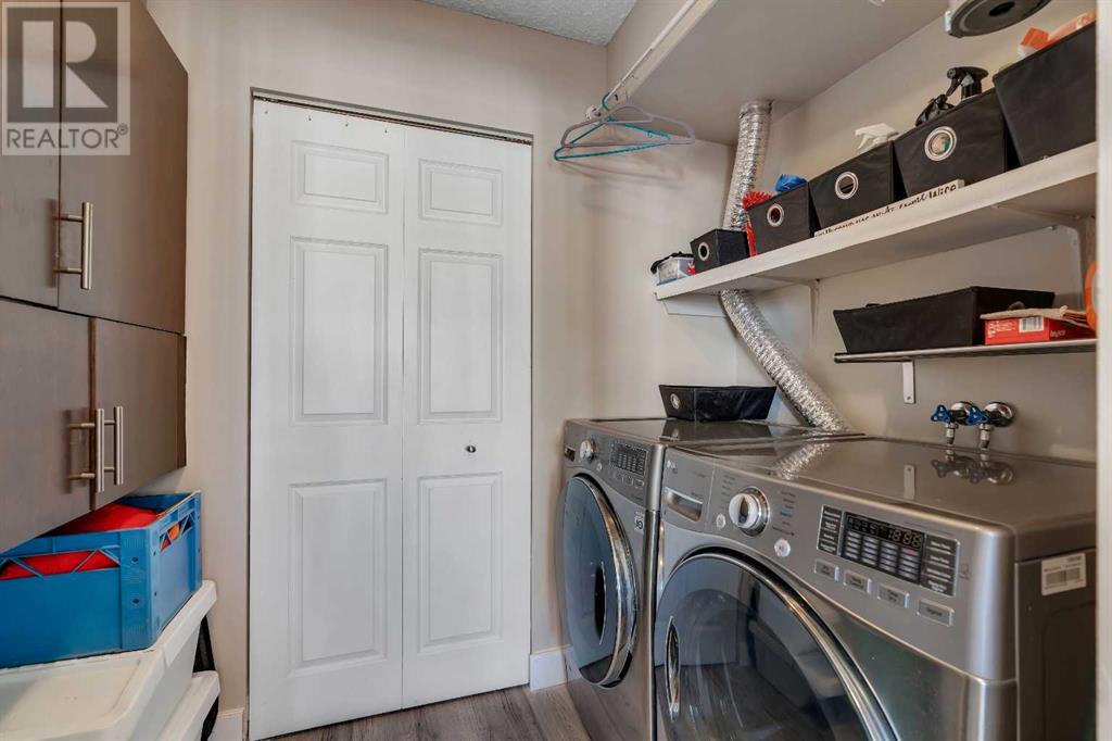 Single Family House for Sale in    Avenue SW Downtown West End Calgary 