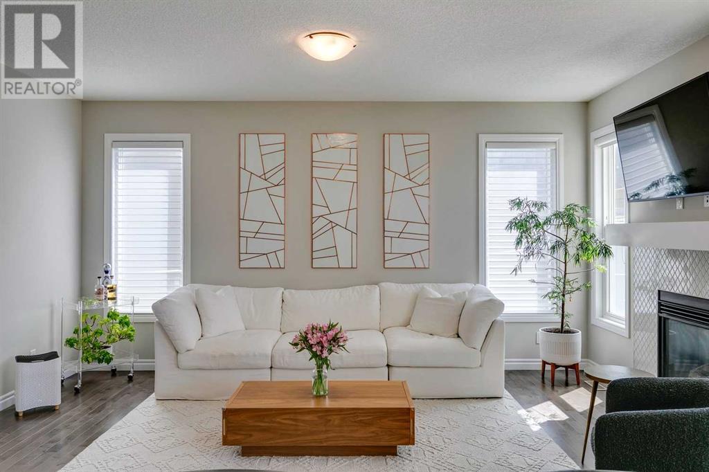 Single Family House for Sale in  Nolancrest Manor NW Nolan Hill Calgary 