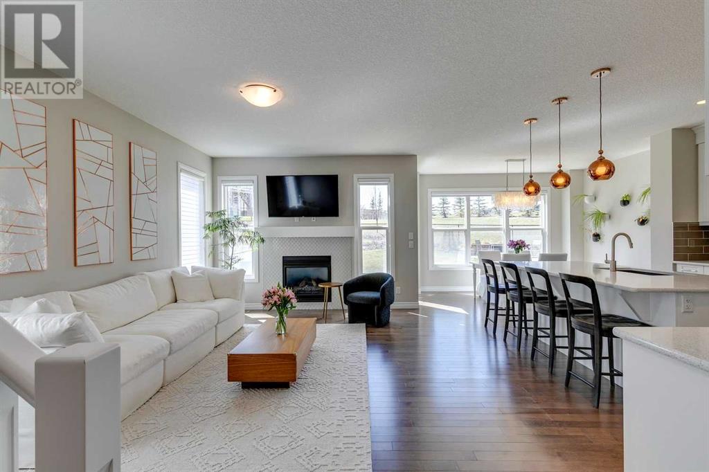 Single Family House for Sale in  Nolancrest Manor NW Nolan Hill Calgary 