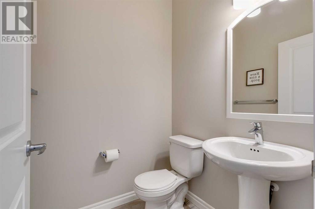 Single Family House for Sale in  Nolancrest Manor NW Nolan Hill Calgary 