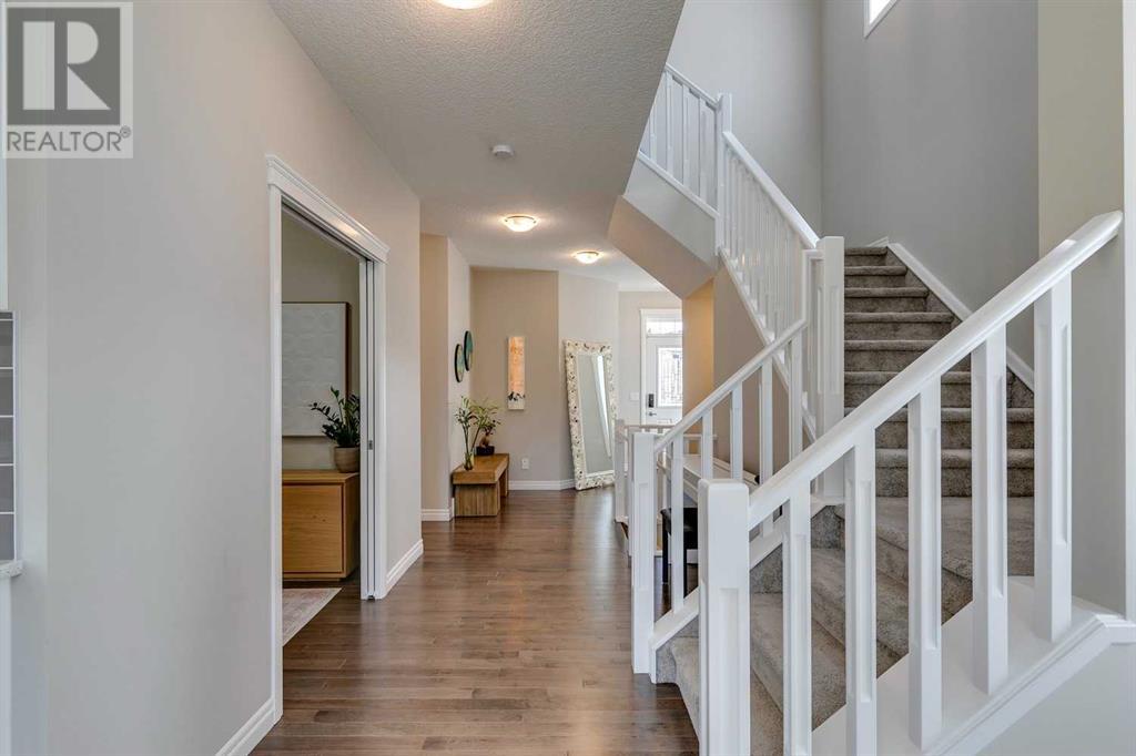 Single Family House for Sale in  Nolancrest Manor NW Nolan Hill Calgary 