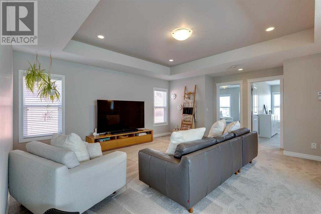 Single Family House for Sale in  Nolancrest Manor NW Nolan Hill Calgary 