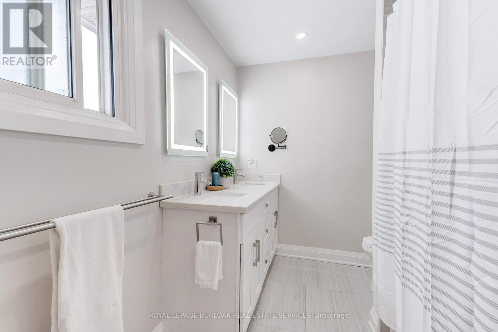 Photo 29 of 440 Fairbrother Road, Grimsby ON
