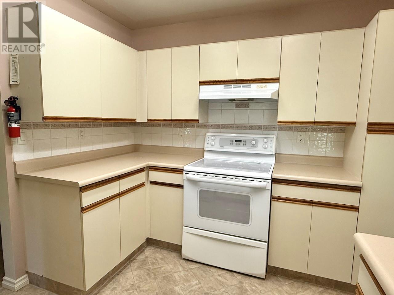 337 MCKINNEY Road Unit# 212, Oliver
