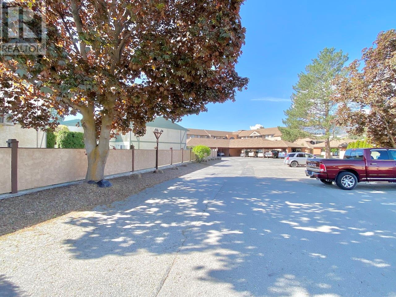 337 MCKINNEY Road Unit# 212, Oliver