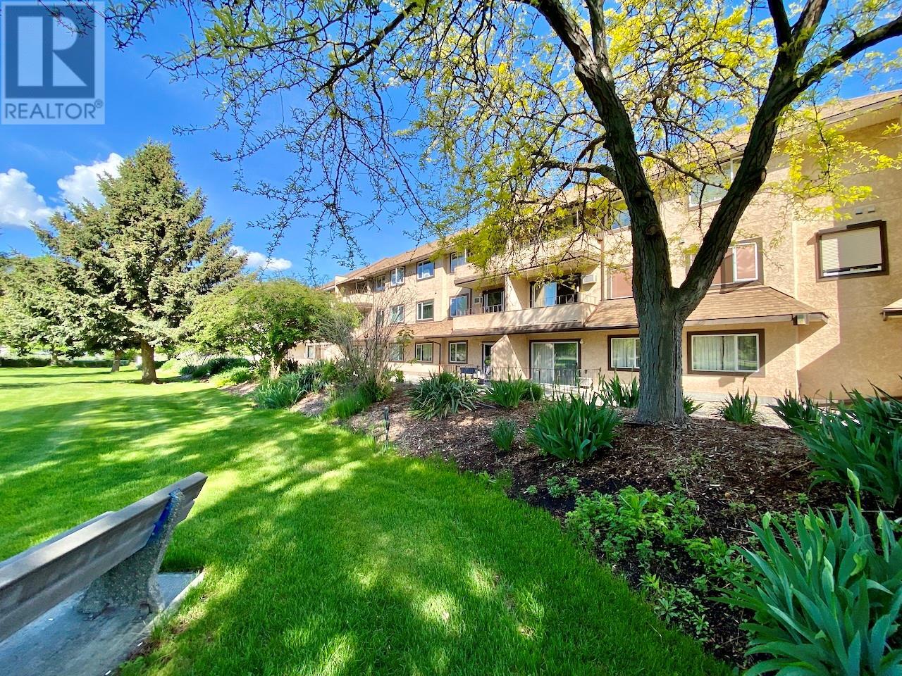 337 MCKINNEY Road Unit# 212, Oliver