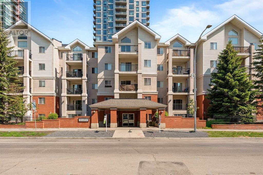 Single Family House Multi-level for Sale in    Avenue SW Beltline Calgary 