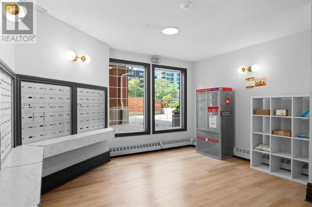 Single Family House Multi-level for Sale in    Avenue SW Beltline Calgary 